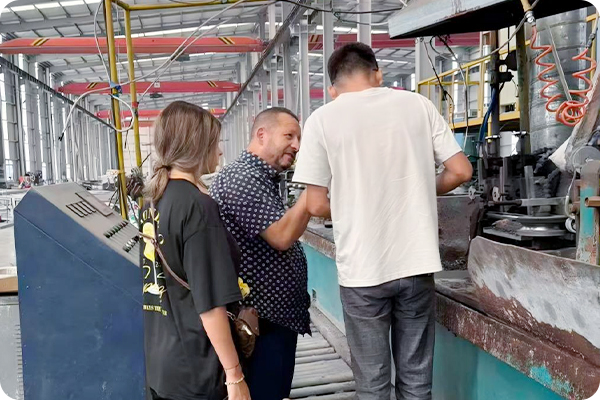 Algerian Client Visits Our Factory And Successfully Places Order For Greenhouse Project